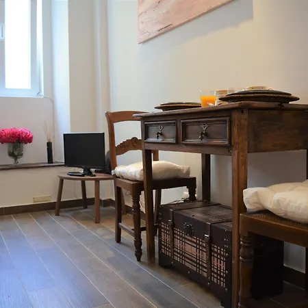 Santa Marta Vintage Design I By Homing Apartment Lisbon